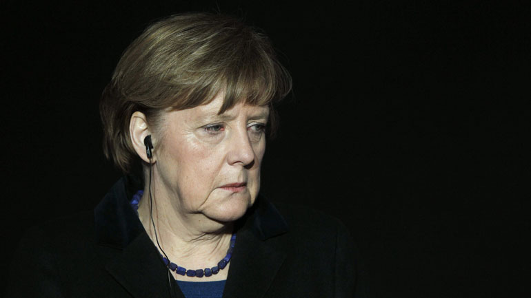 Παρουσία Μέρκελ η τελετή στη μνήμη των θυμάτων της αεροπορικής τραγωδίας